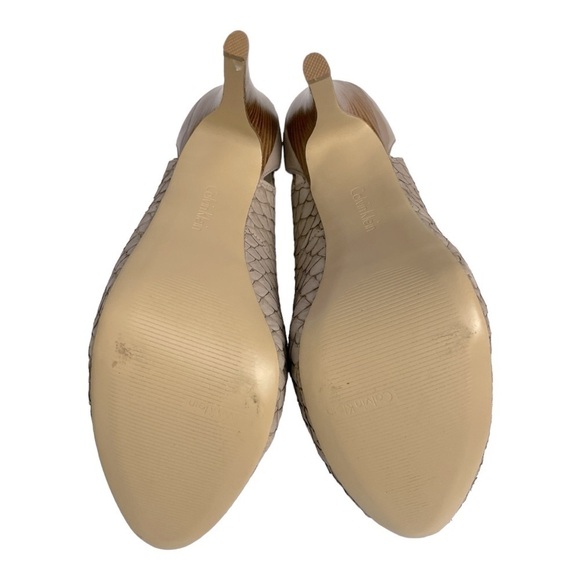 Calvin Klein Nude Evonne Fish Scale
Skin Platform Heels Pumps 9.5 M - Picture 9 of 11